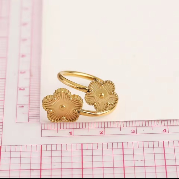 Chic Gold Floral Double Flower Ring - Picture 3 of 7